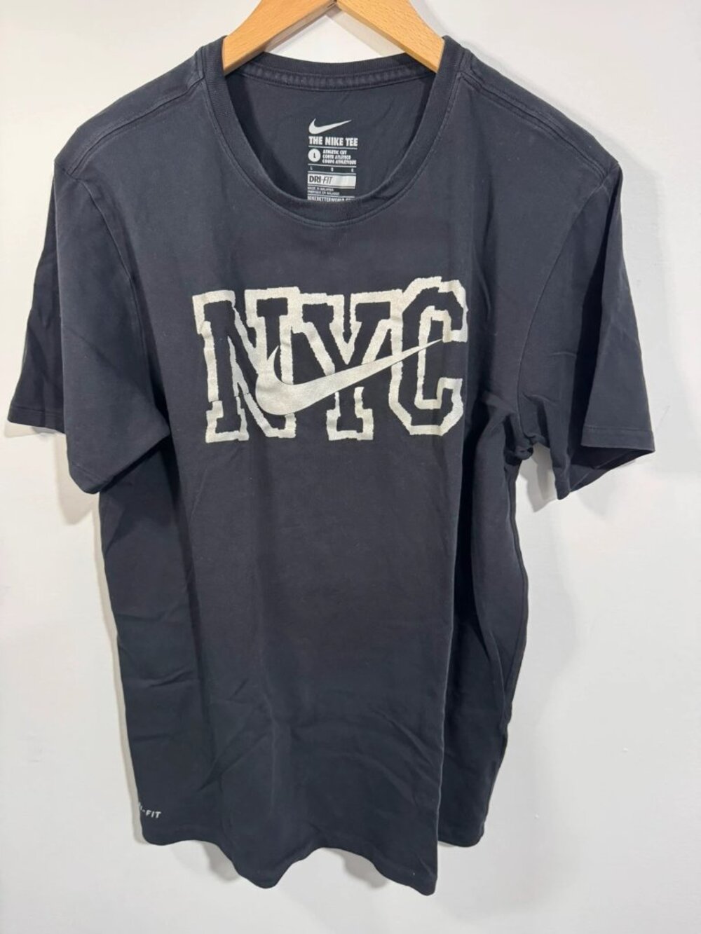 Nike NYC Men’s Logo Short Sleeves T-Shirt Black L